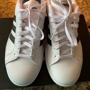 Adidas Grand Court Sneakers